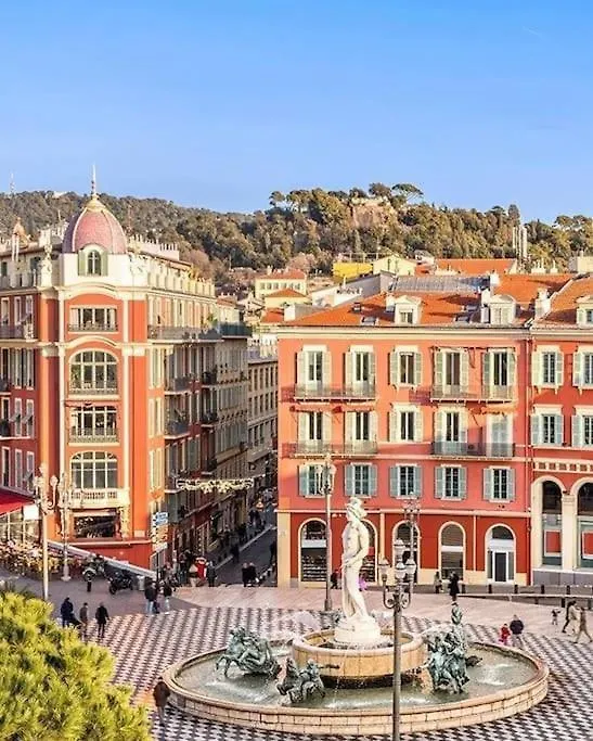 Charmant Appartement, En Plein Centre , Face A La Gare Centrale, Nice Centre Daire